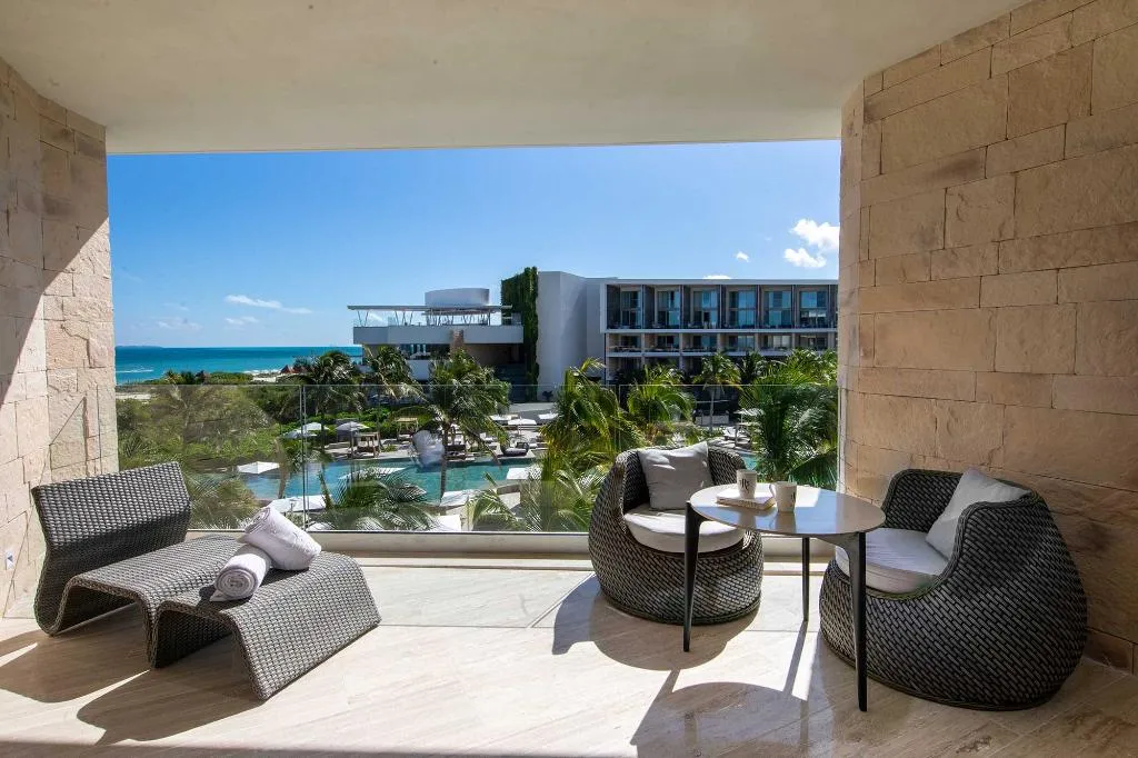 JUNIOR SUITE BEACH FRONT Room, TRS Coral Hotel – Adults Only All Inclusive, Cancun Area
