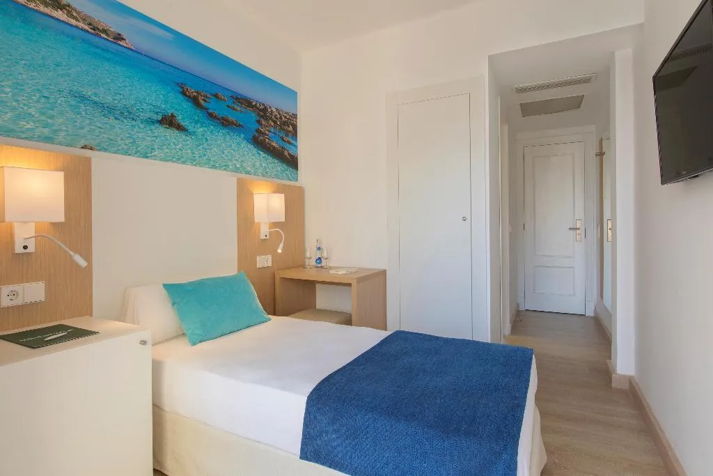 SINGLE STANDARD Room, whala!beach, Majorca