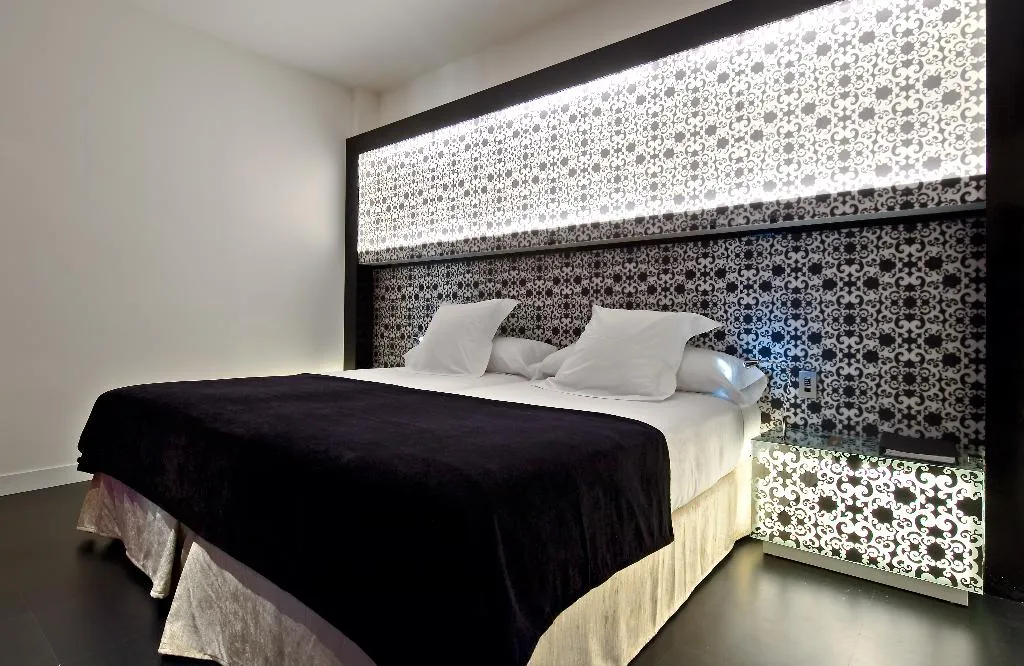 DOUBLE WITH VIEWS Room, Vincci Via 66, Madrid