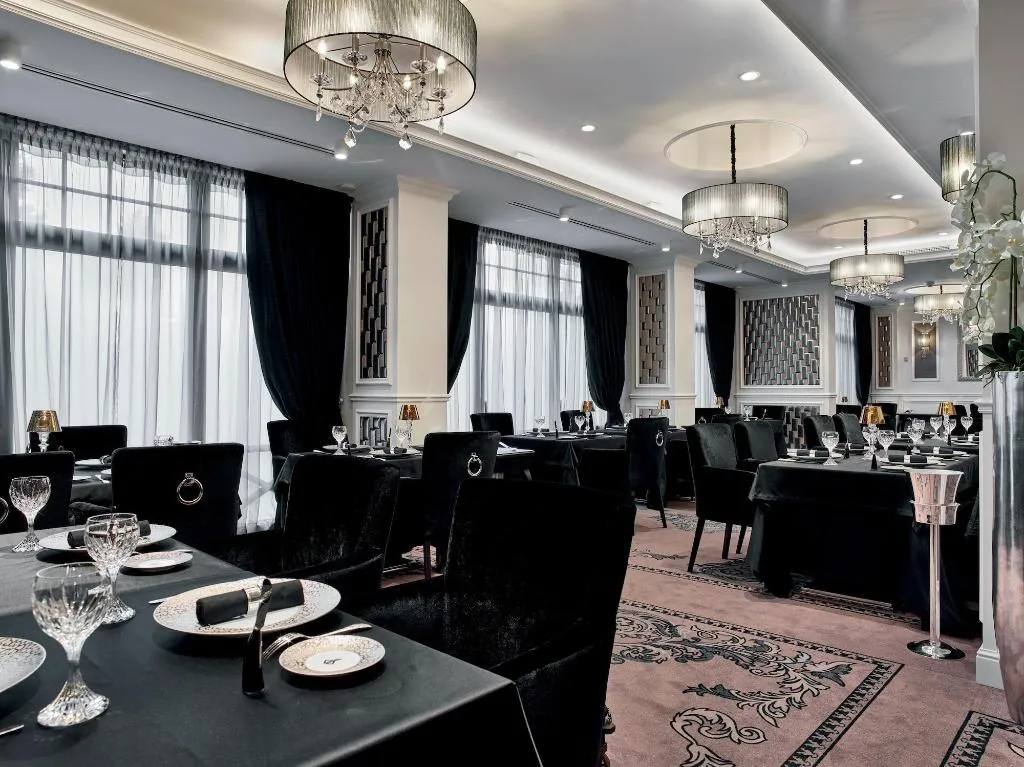 Restaurant, Paloma Pruhonice, Prague
