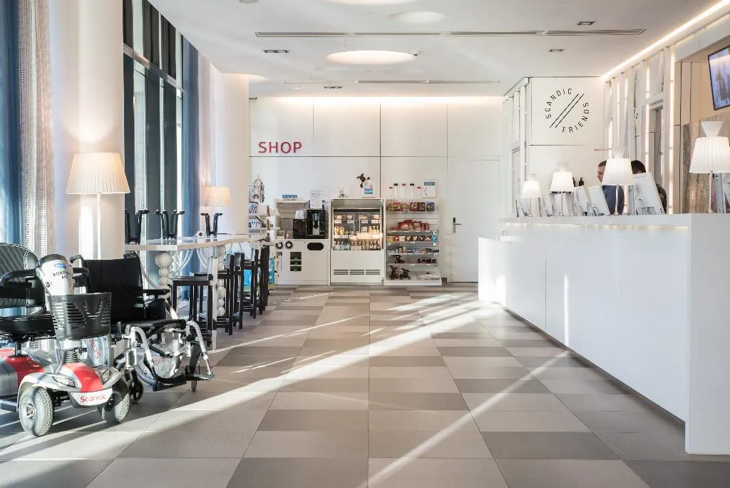 Lobby, Scandic Berlin Potsdamer Platz, Berlin