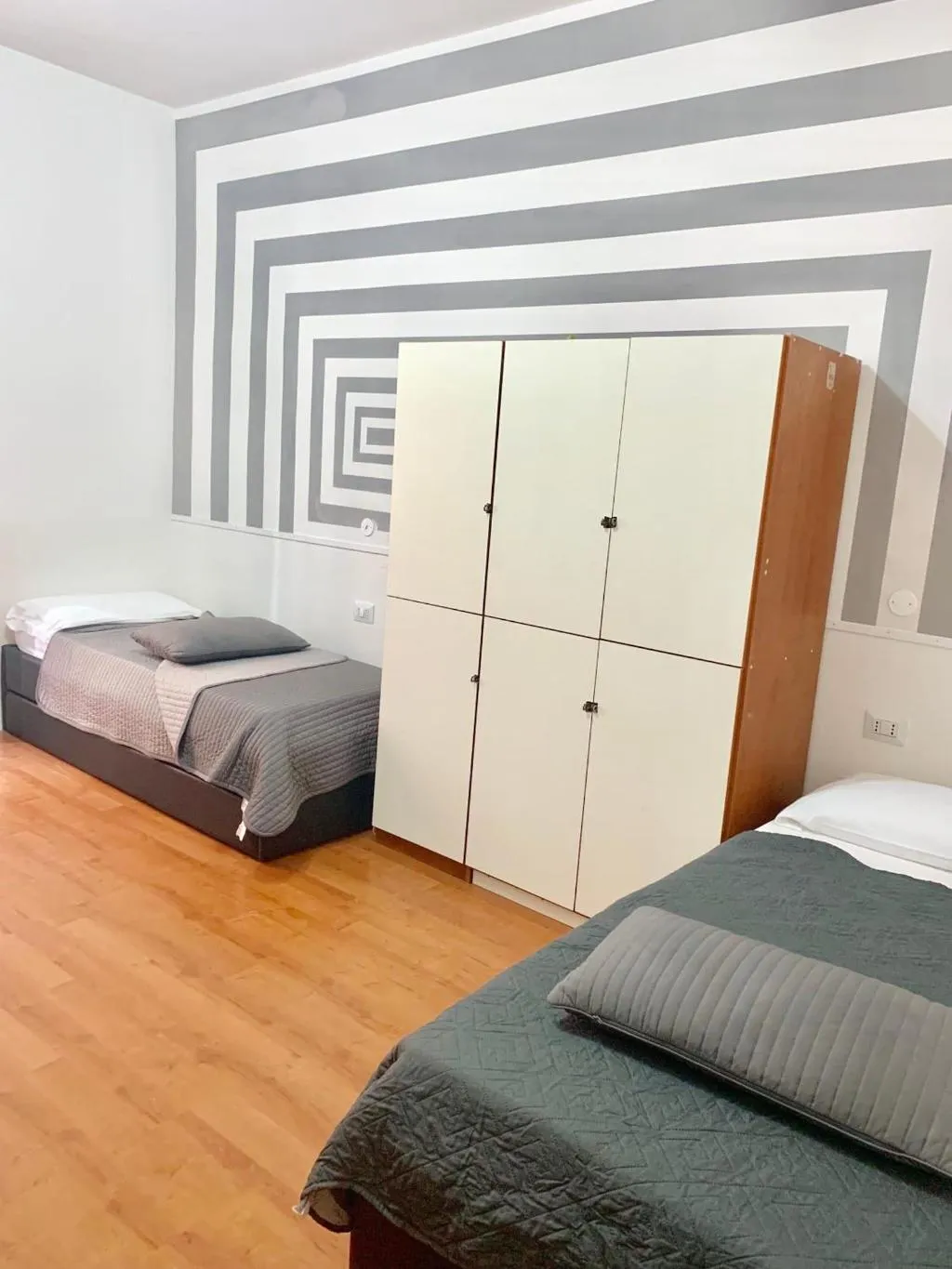 Room, Hi Termini, Naples