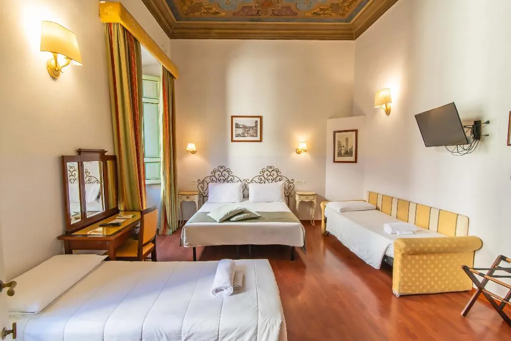 QUADRUPLE STANDARD Room, Cimabue, Florence