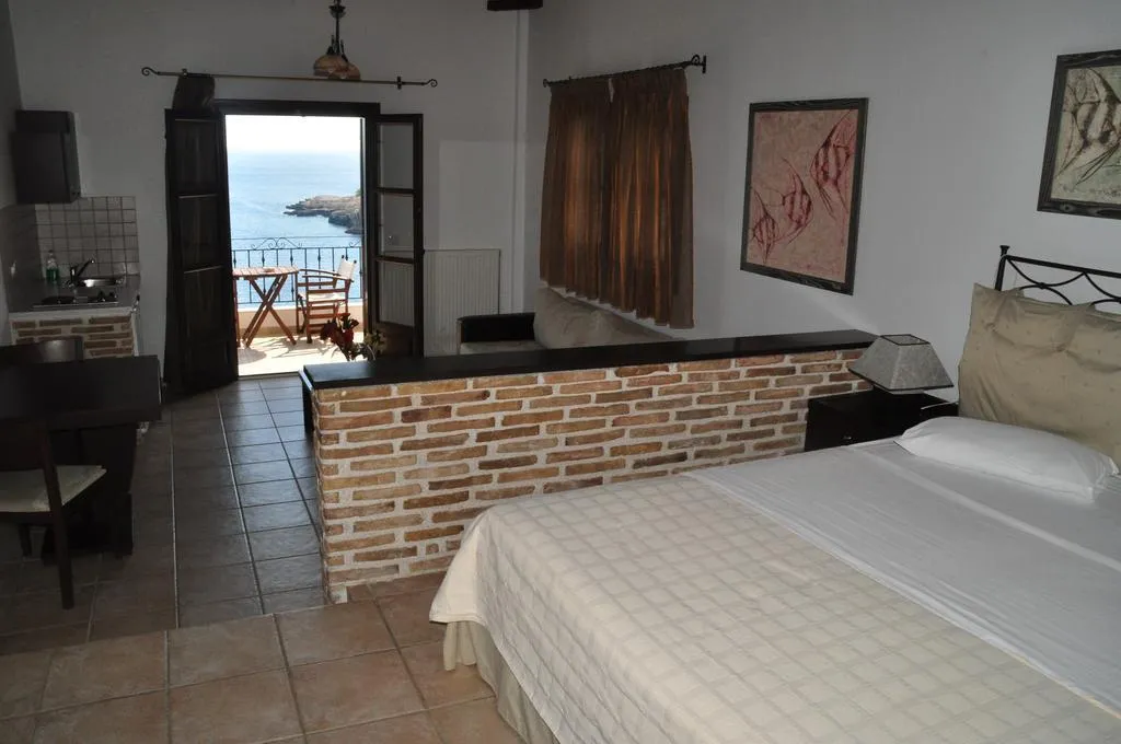 JUNIOR SUITE SEA VIEW Room, Yalis, Skiathos