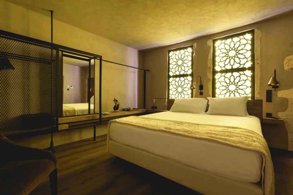 Room, Chania Inn, Crete
