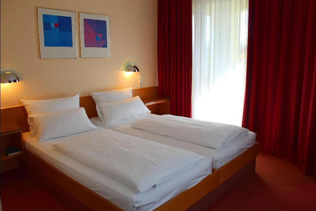 Room, Amber Econtel Berlin Charlottenburg, Berlin