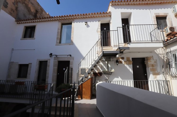 Atrio B&B, Catania