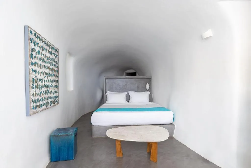 Room, Danae Suites, Santorini