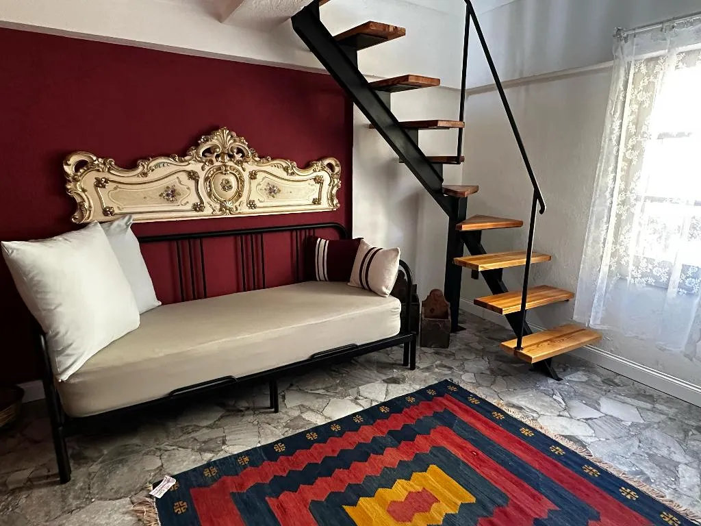 QUADRUPLE DELUXE Room, Perperene Konağı, Izmir
