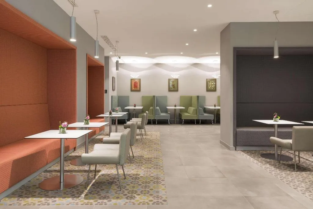 Restaurant, Hampton By Hilton Rome East, Rome