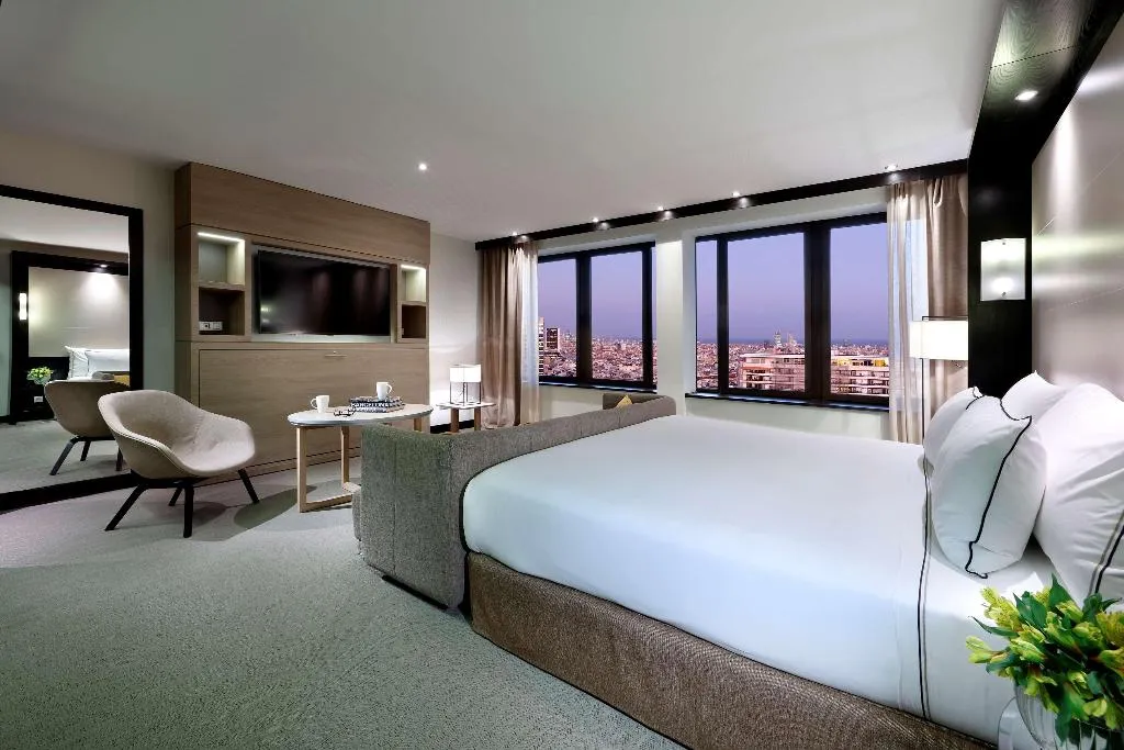 FAMILY ROOM STANDARD Room, Melia Barcelona Sarria, Barcelona