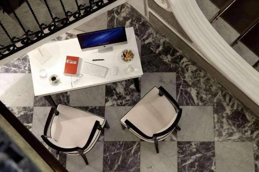 Room, Grand Hotel Santa Lucia, Naples