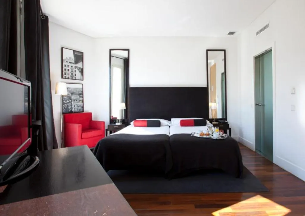 DOUBLE SUPERIOR Room, Quatro Puerta del Sol, Madrid