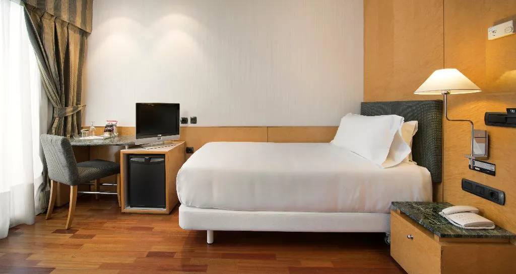 SINGLE STANDARD Room, NH Paseo de la Habana, Madrid