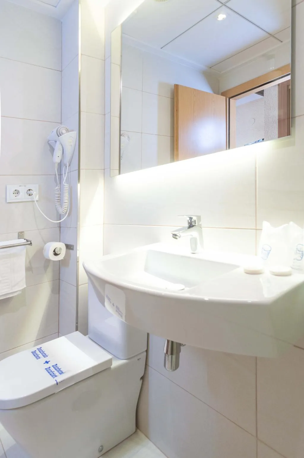 FAMILY ROOM CAPACITY 4 ONE BEDROOM Room, Eden Mar, Costa Blanca