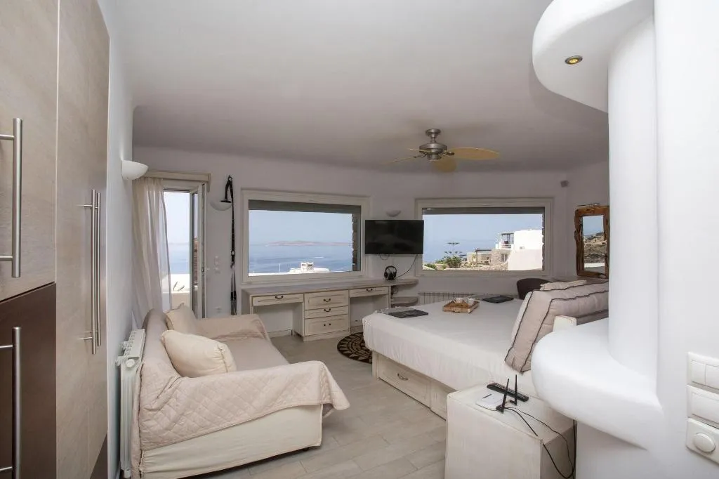 Room, Flaskos Suites, Mykonos