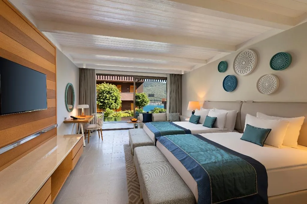 DOUBLE SUPERIOR Room, Titanic Luxury Collection Bodrum, Bodrum