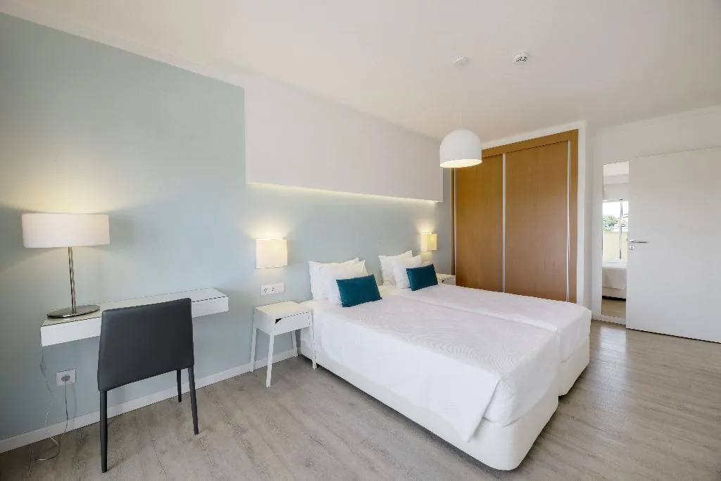 APARTMENT PREMIUM TWO BEDROOMS Room, AlvorMar Apartamentos Turisticos, Algarve