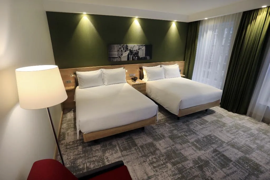 DOUBLE CITY VIEW TWO QUEEN BEDS Room, Hampton by Hilton Gdansk Old Town, Gdansk