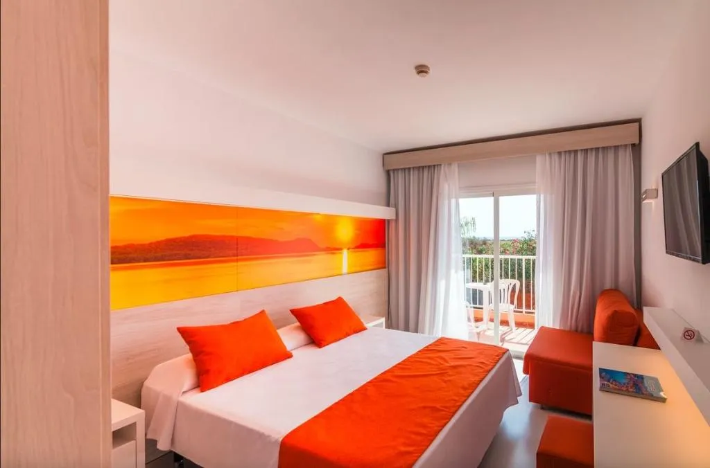 Double or Twin STANDARD Room, Hotel Arenas de Son Bou, Menorca