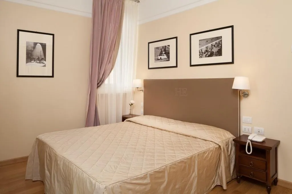 DOUBLE SINGLE USE CLASSIC Room, Executive, Florence