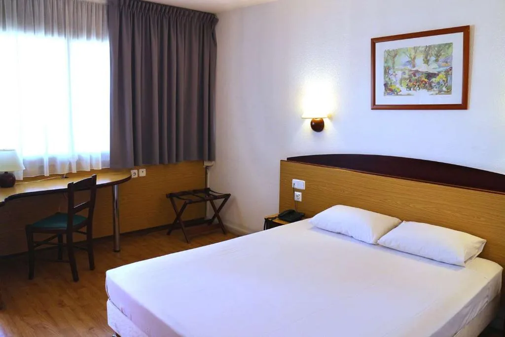 DOUBLE Accessible Room, Travelodge Barcelona del Vallès, Barcelona