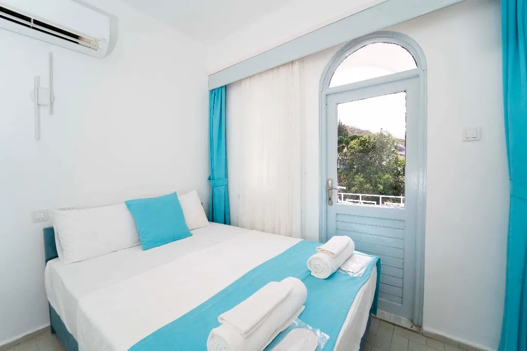 TRIPLE DELUXE WITH BALCONY Room, Kemer Royal Beach Hotel, Antalya