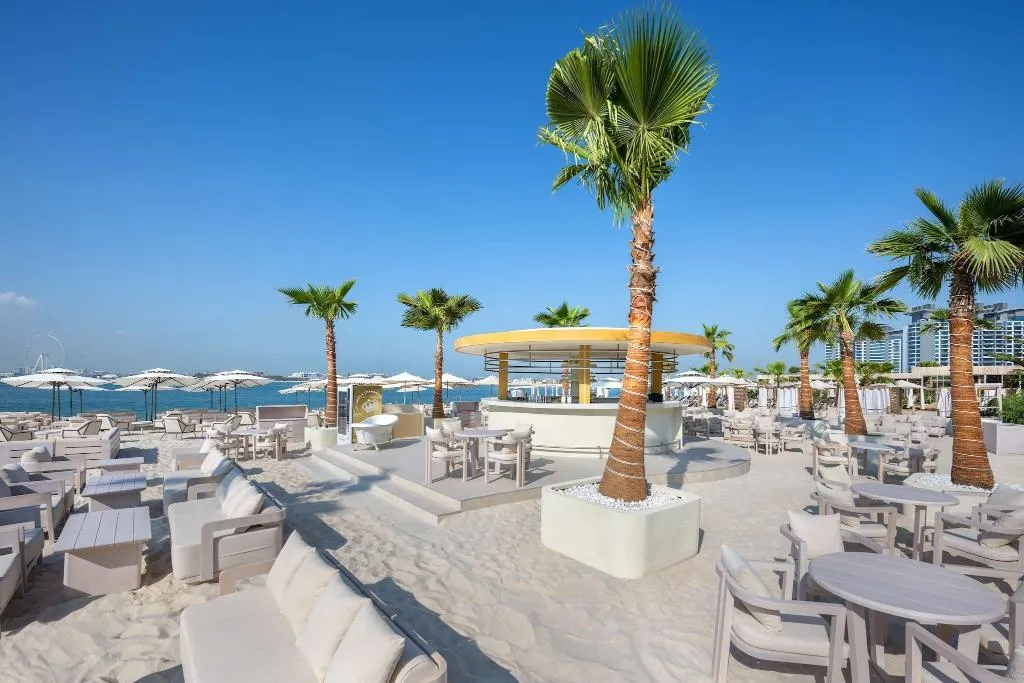 Beach, Radisson Beach Resort Palm Jumeirah, Dubai