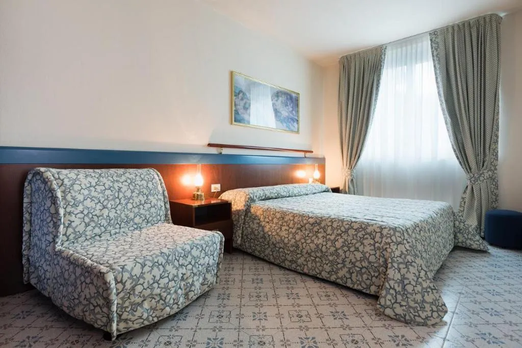 Room, Aparthotel Holiday, Venice