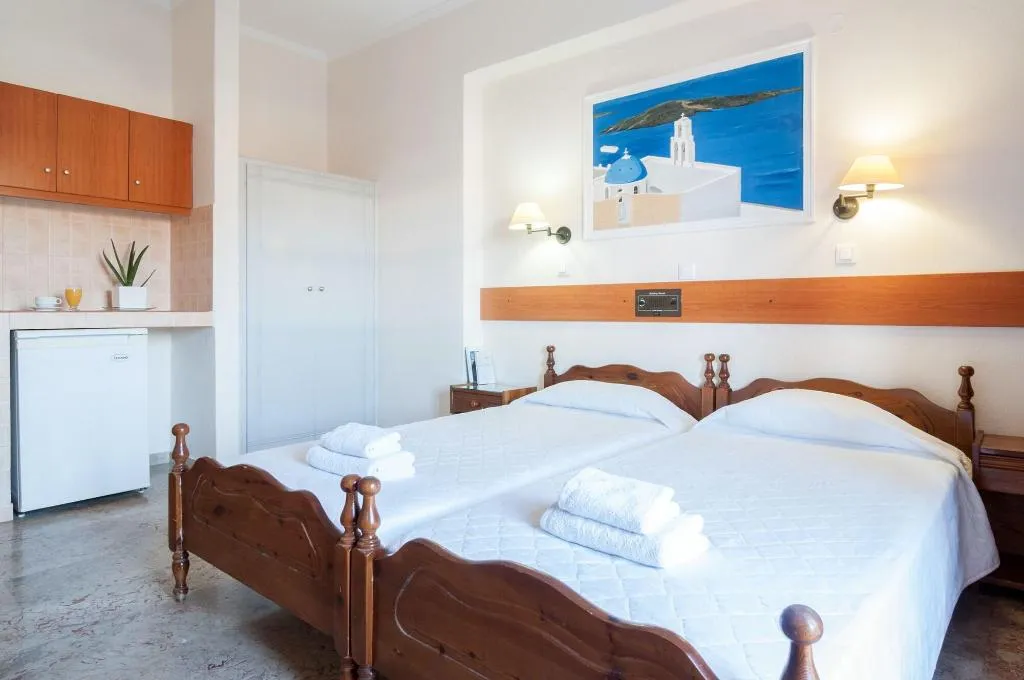 Room, Holiday Beach Resort, Santorini