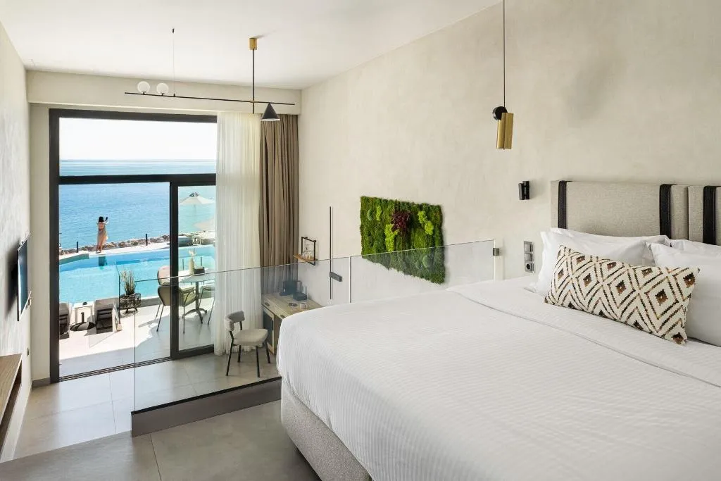 Room, Akrotiri Olympus Luxury Suites, Thessaloniki
