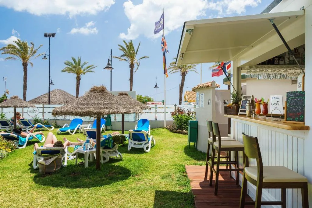 Bar, Isabel, Costa Del Sol