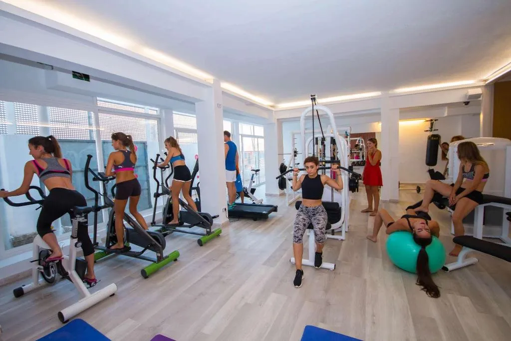 Sports and Entertainment, Amic Horizonte, Majorca