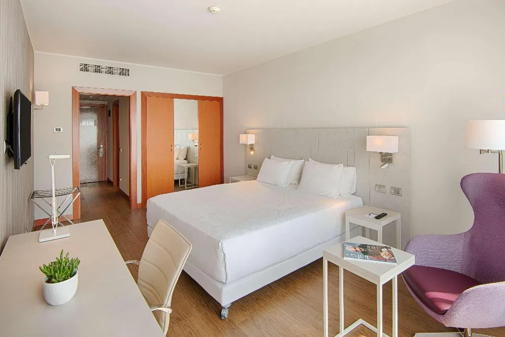 DOUBLE SUPERIOR WITH VIEWS Room, NH Lecco Pontevecchio, Milan