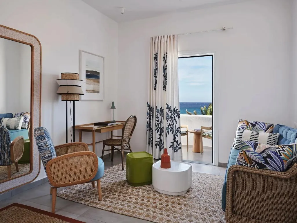 SUITE GRAND Room, Myconian Sunrise Relais & Chateaux Hotel, Mykonos