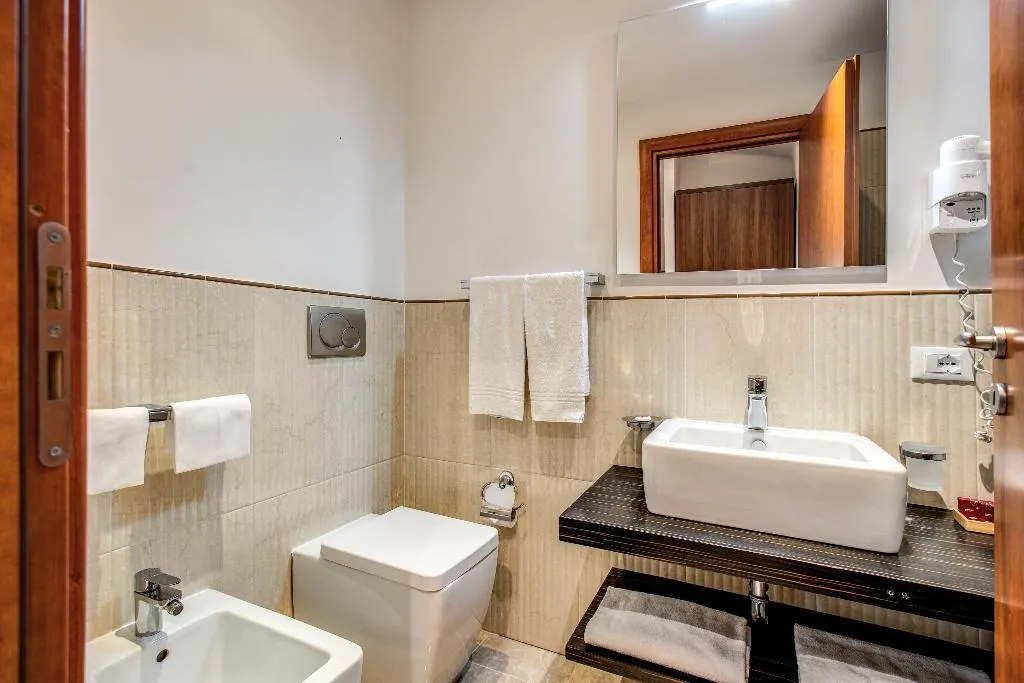 Double or Twin DELUXE Room, Rome Garden, Rome