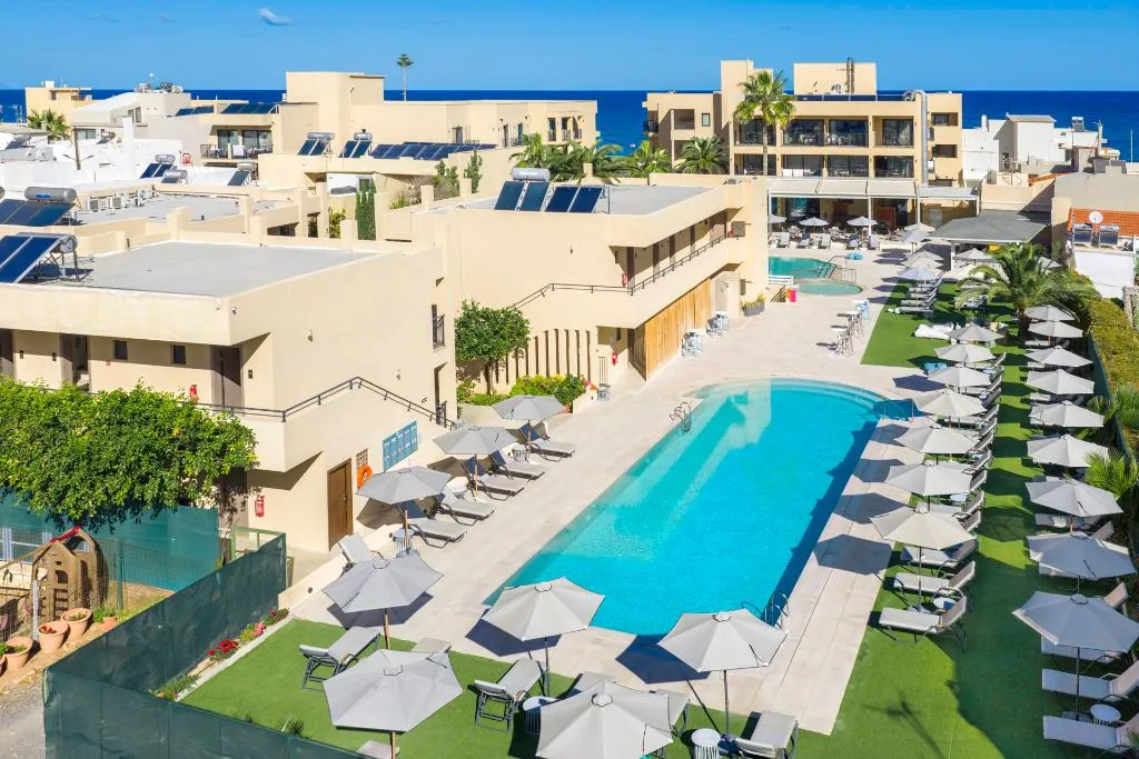Pool, Atlantis Beach Hotel, Crete