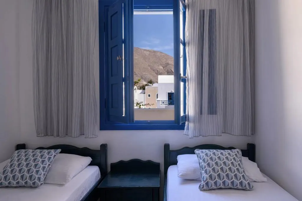 APARTMENT CAPACITY 5 Room, Veggera Hotel, Santorini