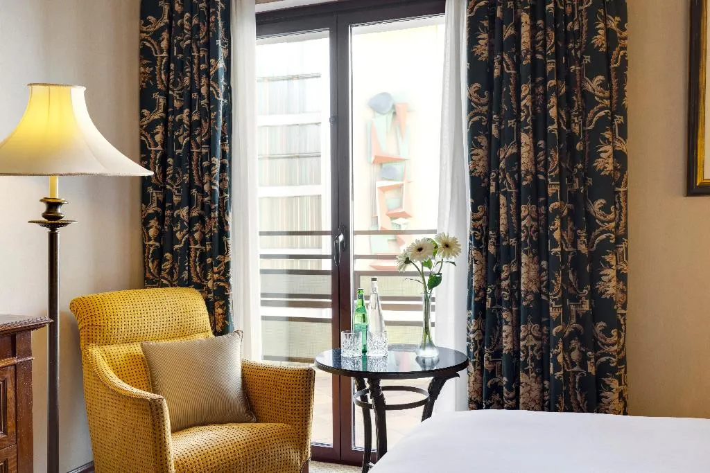 SUITE CLUB Room, InterContinental Madrid, Madrid