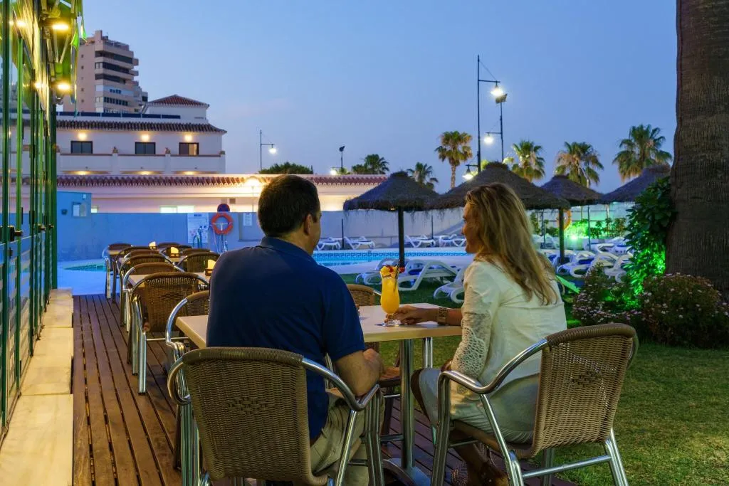Bar, Isabel, Costa Del Sol