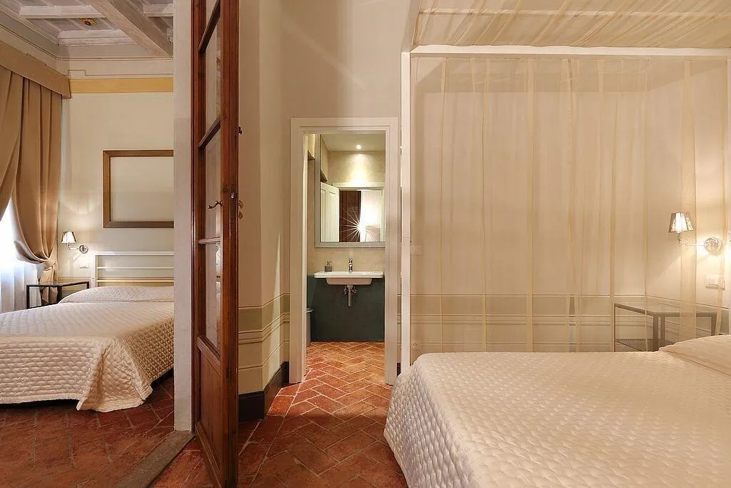 Room, Uffizi Harmony, Florence