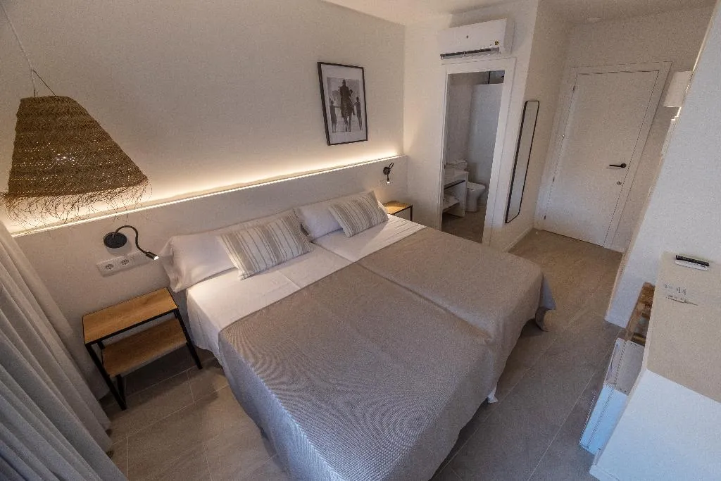 DOUBLE STANDARD Room, Hotel Tres Tocs, Menorca