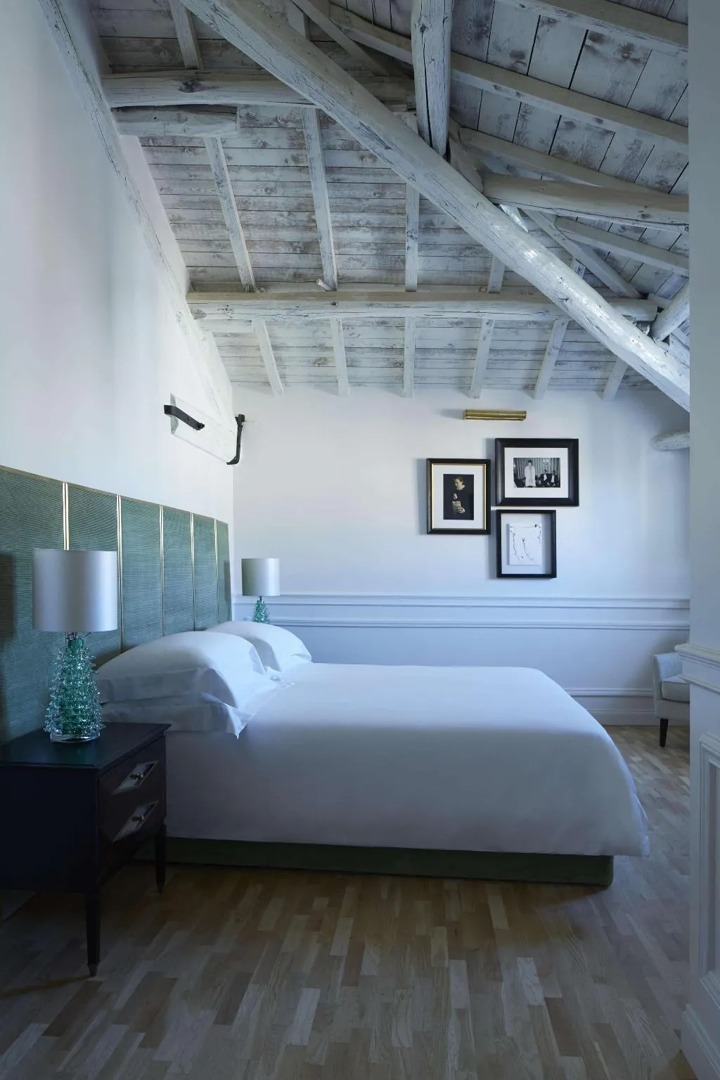 Room, Palazzo Dama, Rome