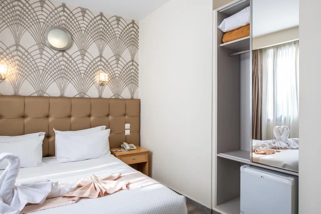 SINGLE STANDARD Room, Golden City, Athens