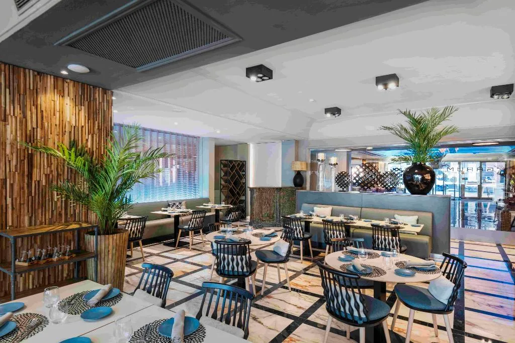 Restaurant, Salles Hotel Pere IV, Barcelona