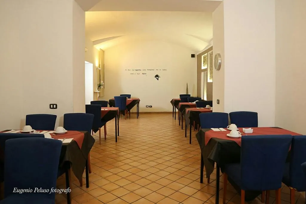 Restaurant, Caravaggio Hotel, Naples