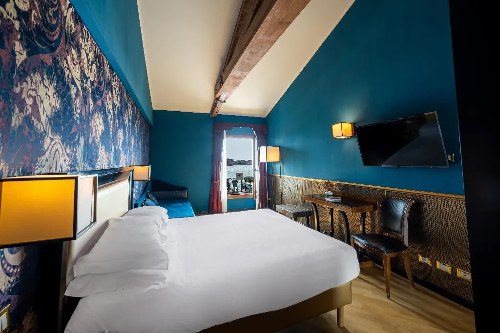 DOUBLE DELUXE LAGOON VIEW Room, Paganelli, Venice