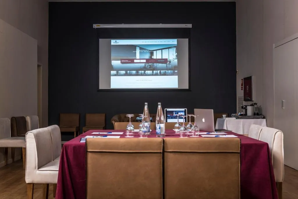 Conferences, Guitart Grand Passage, Barcelona
