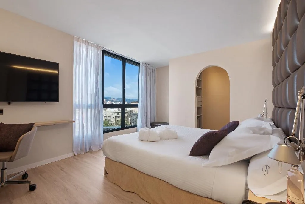 JUNIOR SUITE STANDARD Room, Palladium, Majorca