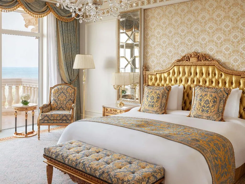 SUITE PREMIER ONE BEDROOM Room, Raffles The Palm Dubai, Dubai